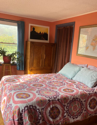 guest room at Alyssum